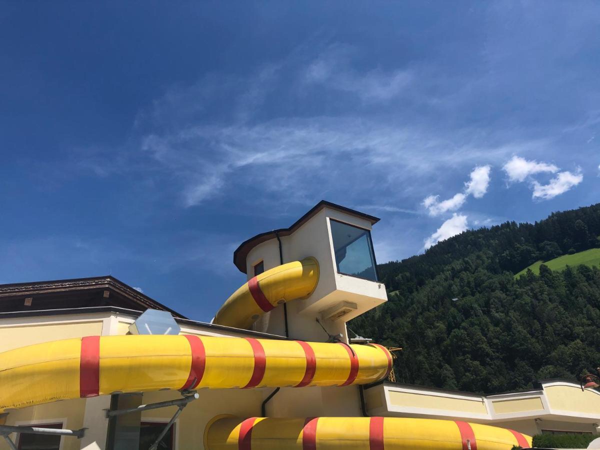 Zillergluckhutte - 5 Sterne Camping Aufenfeld Hotell Aschau Im Zillertal Exteriör bild